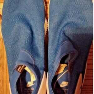 Nike Aqua Sock 360 Blue White Slip-On Water Shoes 885105-400 Men’s Size 9 Used